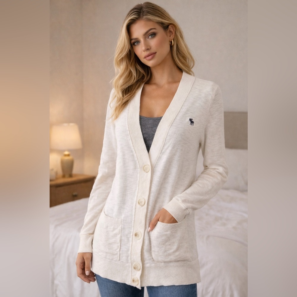 Abercrombie & Fitch Cream Cotton Button Cardigan Sweater Size M